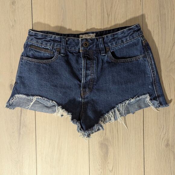 Free People cut off denim jean shorts size 28 dark wash button fly - Picture 1 of 8